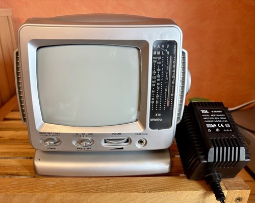 Televisore portatile bianco - televisore,